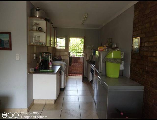 2 BEDROOM APARTMENT FOR SALE IN PRETORIA WEST